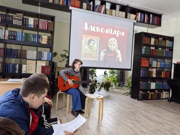 Познавательная программа: Душевные мотивы