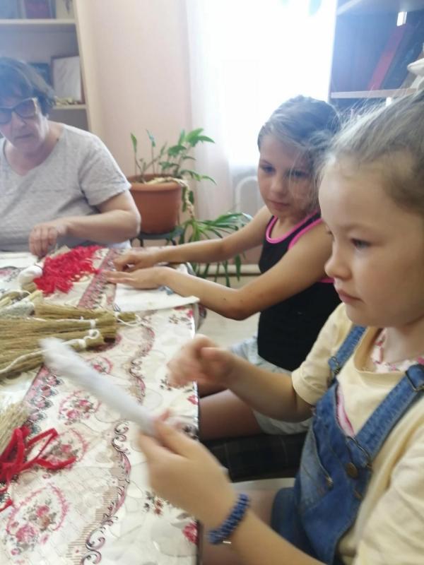 Кукла Метлушка
