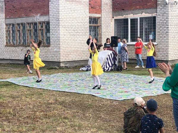 Праздничная программа "Мои родные и любимые Пруды"