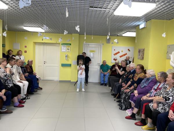 Концертная программа "Цветущий май"