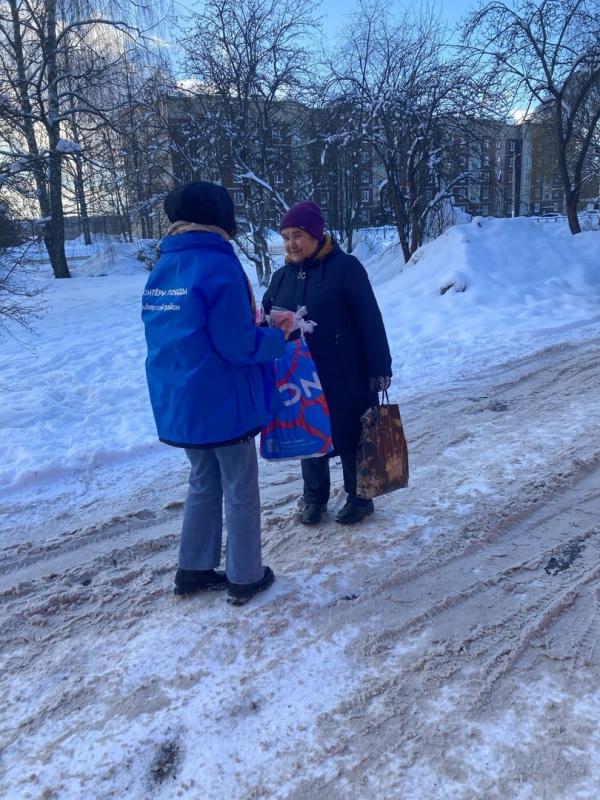 Поздравительная акция "Вам, любимые", посвящённая Международному Женскому Дню